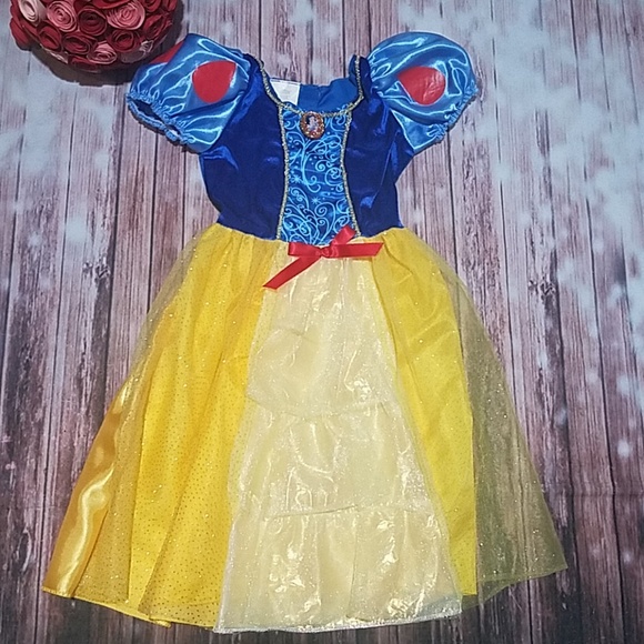 Disney Other - Disney Snowwhite dress costume